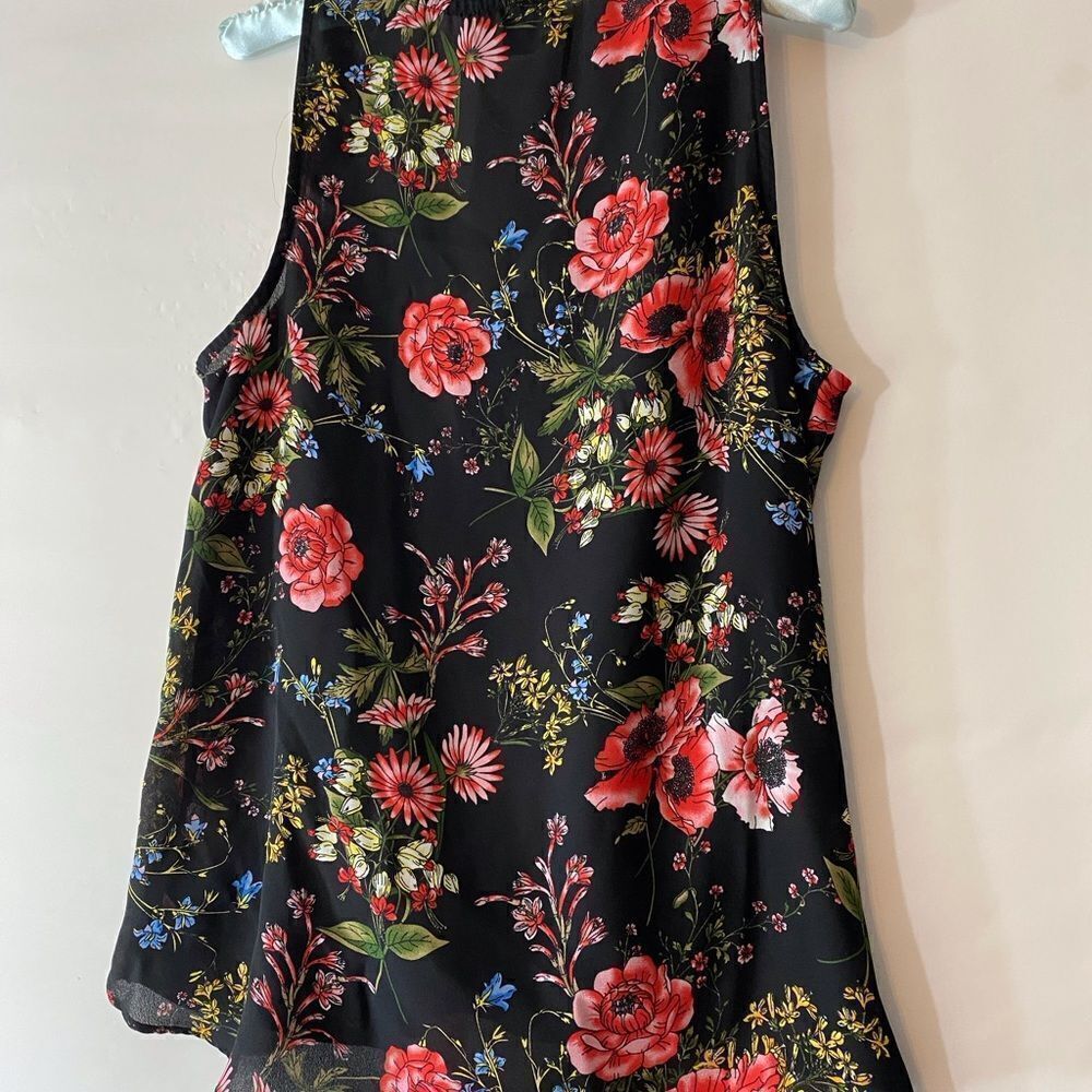 Tunic Red, yellow, blue and pink flowers on a black wrap tee Large